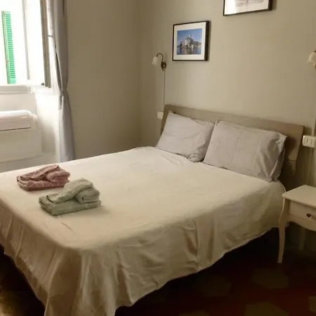 Romantico Nido Di Orta Apartament *